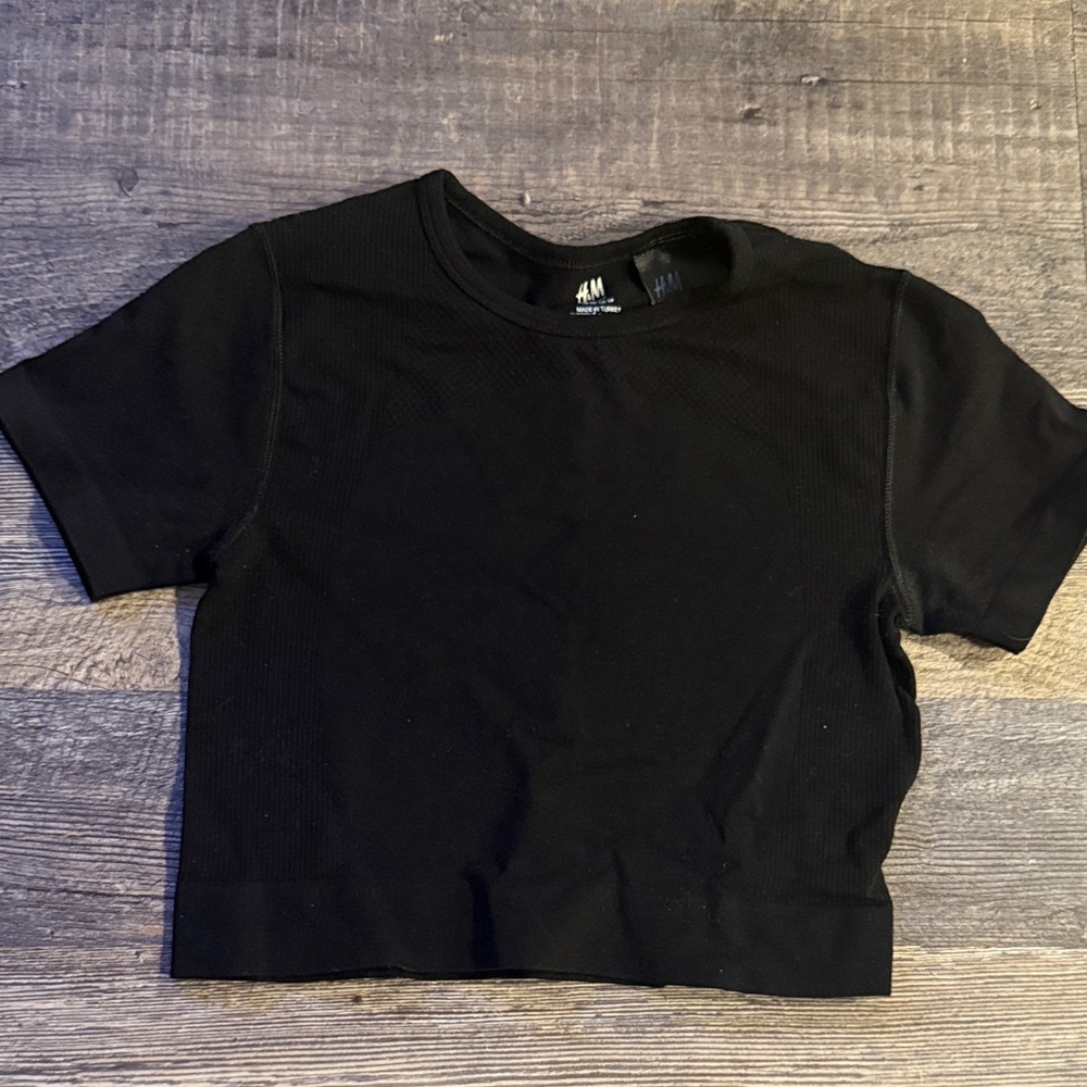 H&M Black Ribbed Crop Top - Picture 1 of 3